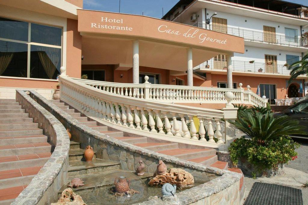 Hotel Casa Del Gourmet Siderno Exterior photo